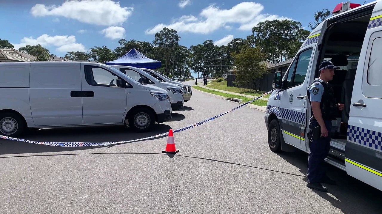 Police on the scene of a fatal shooting at Heddon Greta | Newcastle Herald | December 28, 2022