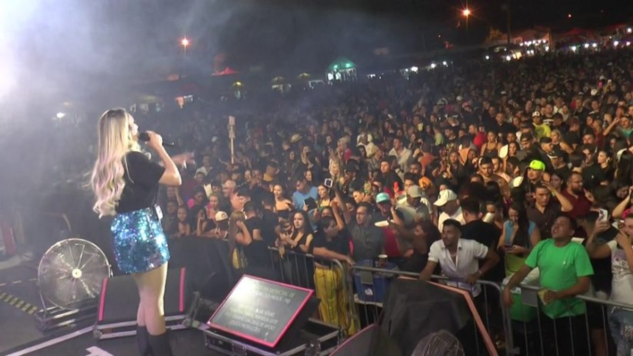 Prefeitura de Cachoeira finaliza semana de aniversário com entrega de obras e shows no estádio