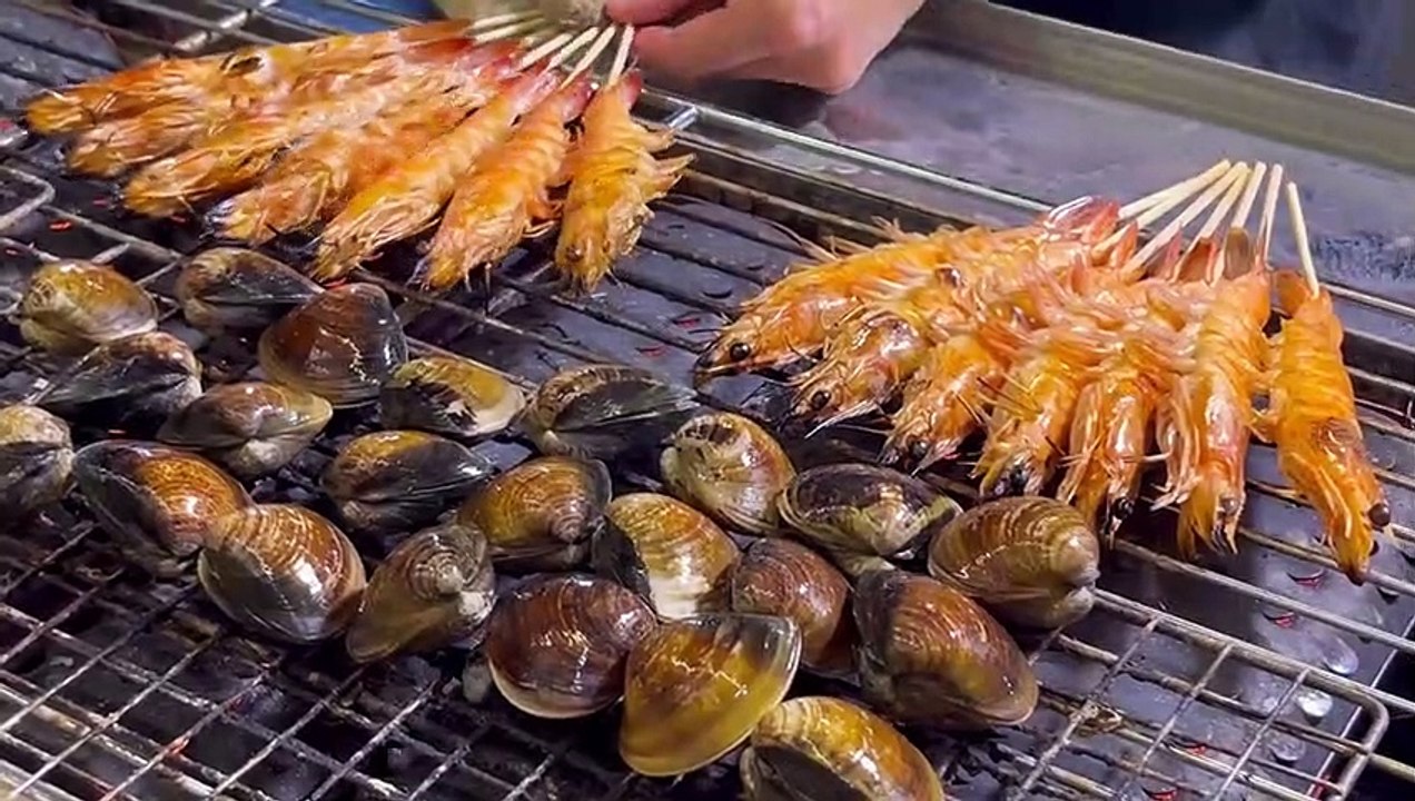 Taiwanese Street Food: Grilled Seafood, Fish, Oyster, Shrimp, Clam, and Escargot