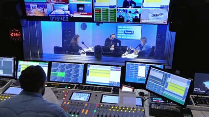 Emmanuel Macron prépare la réforme des institutions