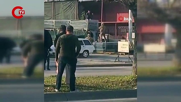 Uzman çavuş, kaçırmaya çalıştığı eşini polise yakalanınca rehin almış