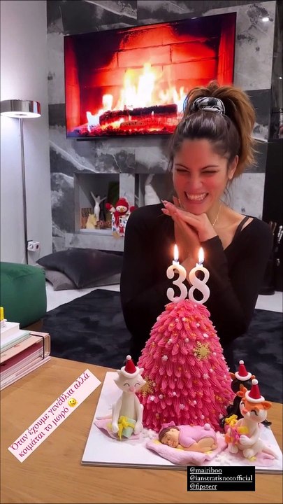 Μαίρη Συνατσάκη: Τα πρώτα της γενέθλια ως μητέρα- Έσβησε τα κεράκια της στην... απόλυτη ησυχία!