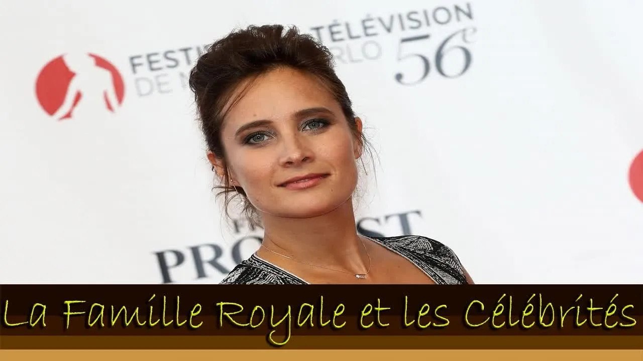 Julie de Bona très émue en se confiant sur cet événement « très triste » qui a marqué son enfance