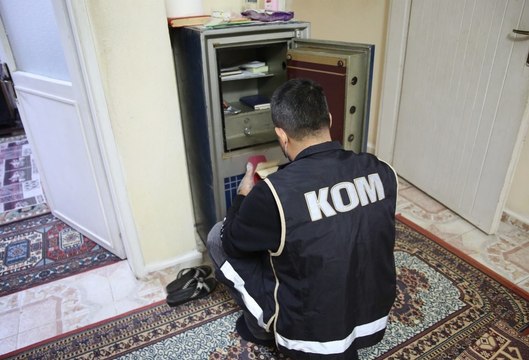 Mersin'de tefeci operasyonu: 11 gözaltı