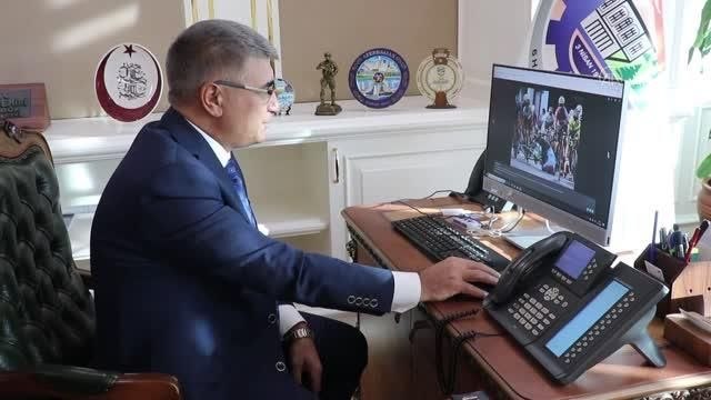 Karabük Valisi Gürel ve Safranbolu Kaymakamı Yazıcı, AA'nın Yılın Fotoğrafları oylamasına katıldı