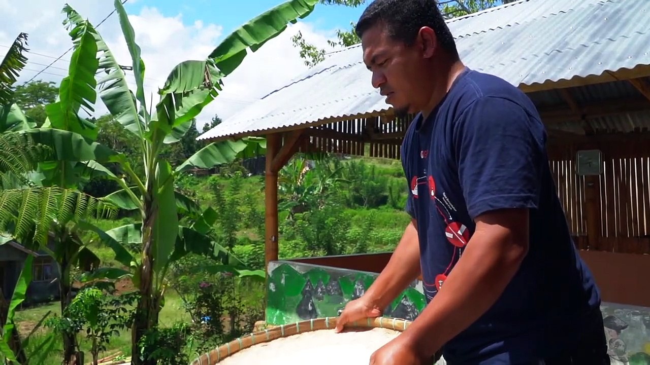FLORES, INDONESIA _ Visiting the Local Market, Hobbit Cave (Liang Bua), and Rice Farmers _ Ruteng