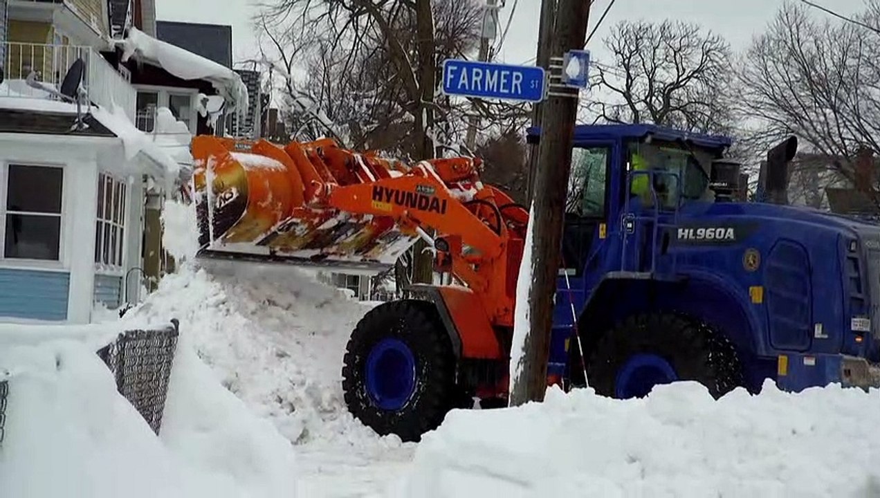 Buffalo: Aufräumen nach dem Wintersturm