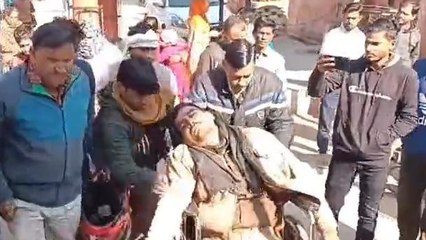 हाथरस: पीआरडी जवान के साथ हुआ दर्दनाक हादसा, हालत गंभीर