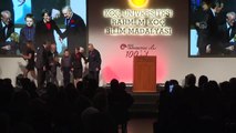 Bilim madalyası ödülü Prof. Dr. Bilge Yıldız'ın oldu