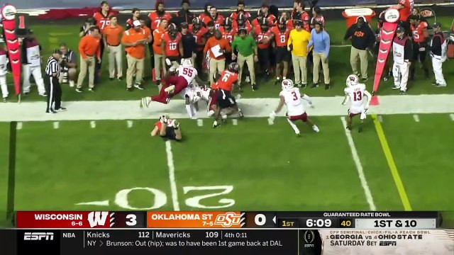 Wisconsin vs Oklahoma State Highlights _ 2022 College Football Highlights