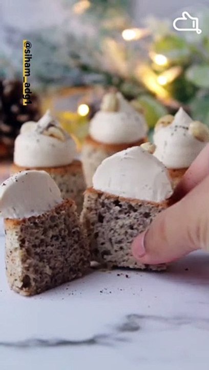 Petits moelleux aux noisettes et ganache montée noisettes