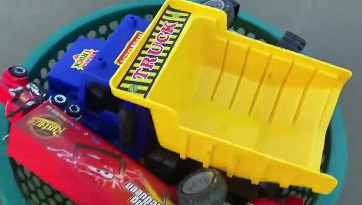 Looking Disney Pixar Cars Dump TruckJackson StormCruzFritterMonster Cars