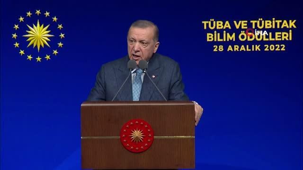 Cumhurbaşkanı Erdoğan: "Türkiye'yi dünyanın her yerindeki bilim insanlarımız için cazibe merkezi yapmayı hedefliyoruz"