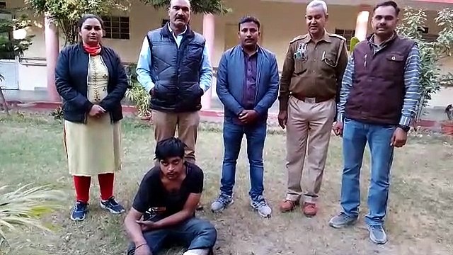 पैदल चलती महिला का चेन तोड़कर भागने और पीछा करने पर चाकू दिखाकर डराने वाले बदमाशों को पकड़ा