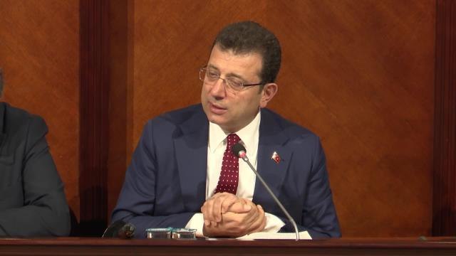 Ekrem İmamoğlu'ndan Bakan Soylu'ya Yanıt: Hiç Kimseye Öyle Ricacı Bir Telefon Açmadım, Açmam. Hiç Kimseye Kendi Ailemi Asla Şikayet Etmem