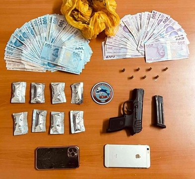 Sarıyer'de durdurulan otomobilden uyuşturucu düzeneği çıktı