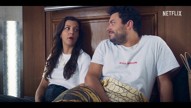 La bande annonce d'Happy nous year : le film avec Kev Adams et Camille Lellouche est accusé de plagiat.