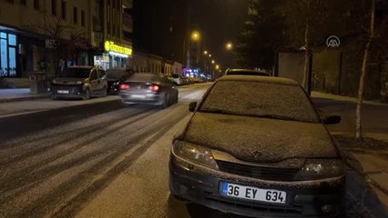 Kars'ta kar etkili oluyor