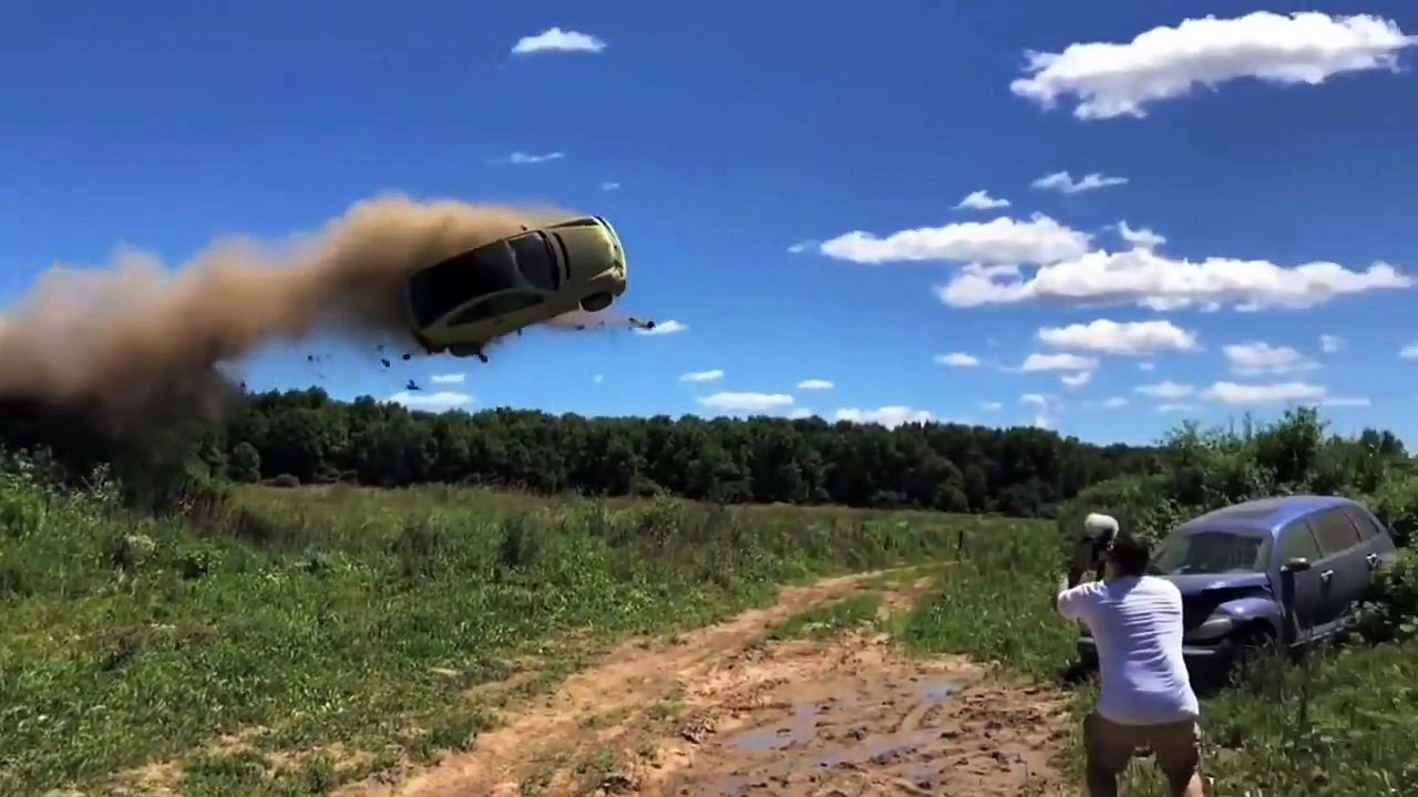 Road Mishaps Unveiled | A Compilation of 37 Car Accidents in 2 Minutes