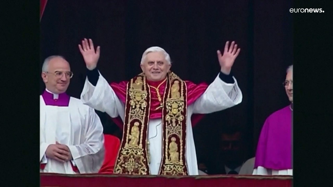 تسلسل زمني: بابا الفاتيكان السابق.. رحلته من التنصيب حتى التقاعد