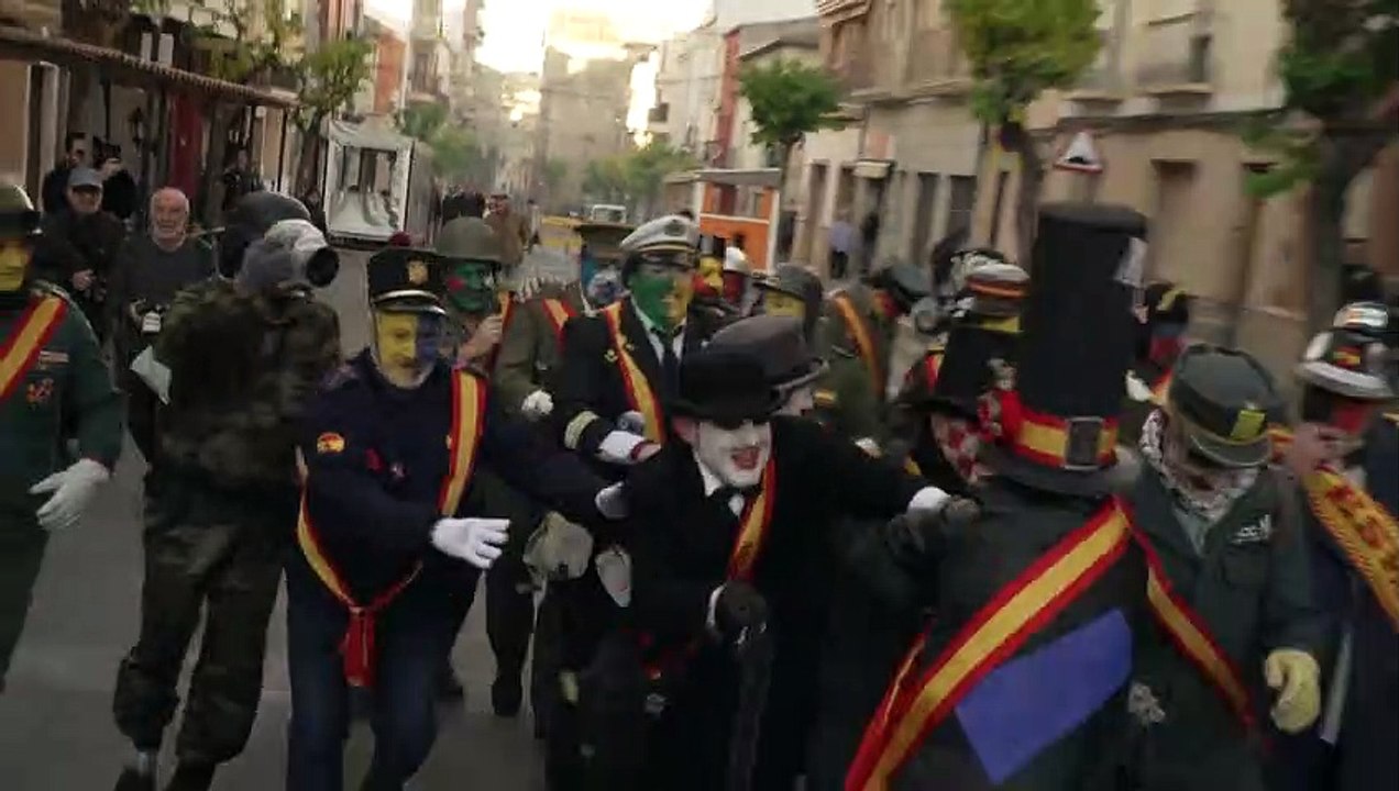 Batalha com ovos e farinha