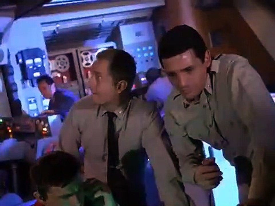 Voyage to the Bottom of the Sea - Se3 - Ep22 HD Watch HD Deutsch