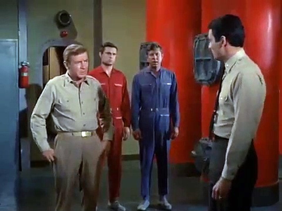 Voyage to the Bottom of the Sea - Se3 - Ep25 HD Watch HD Deutsch