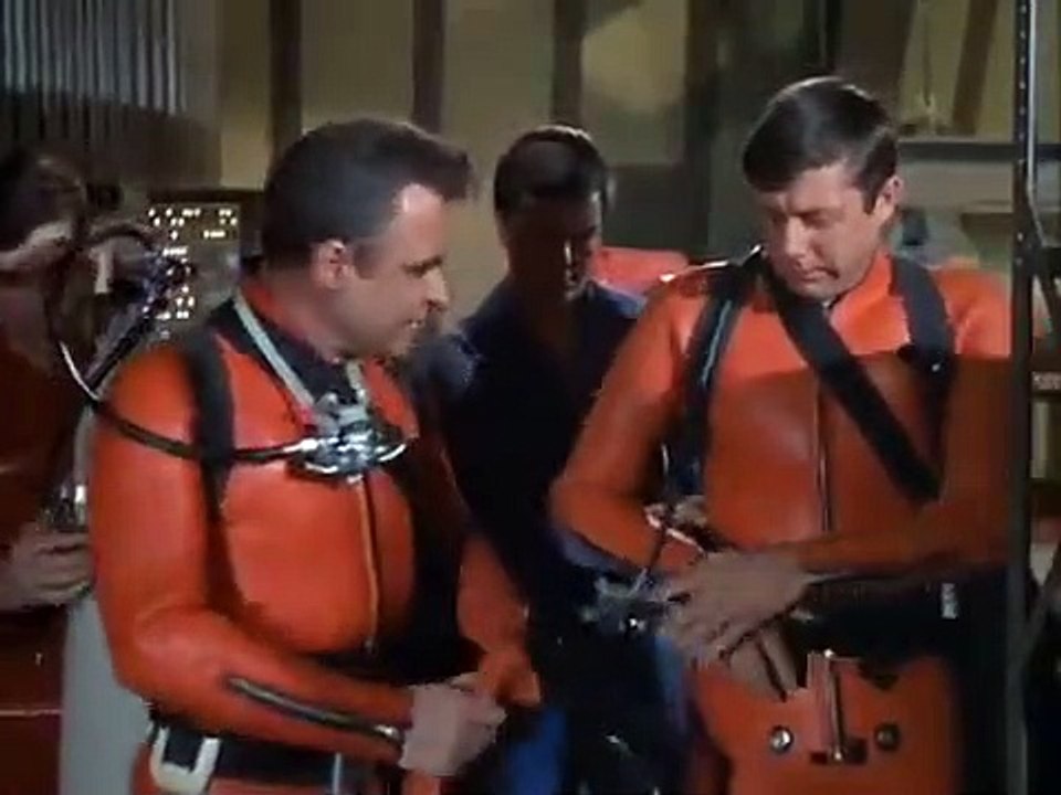 Voyage to the Bottom of the Sea - Se3 - Ep26 HD Watch HD Deutsch