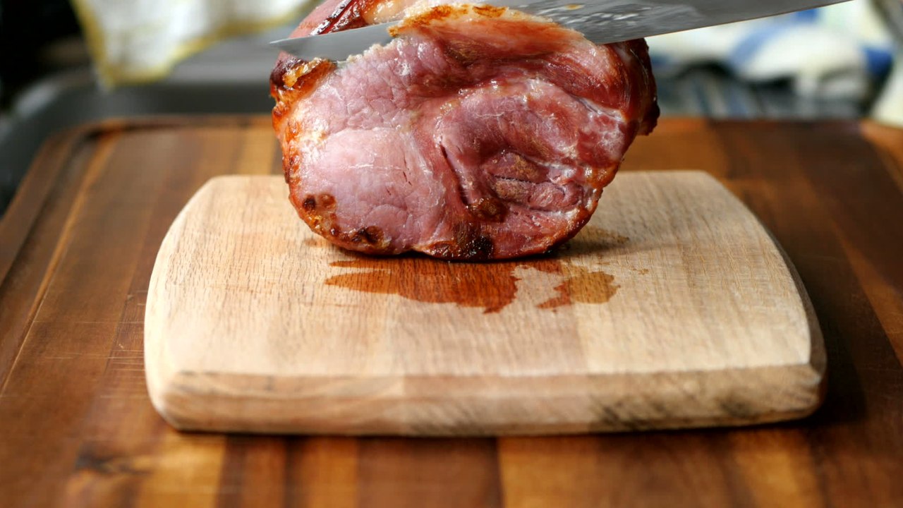 Bacon, ham and other nitritecured meats increase risk of cancer