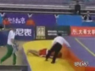 Amazing Kick Boxing Knockout