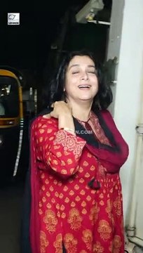 मराठी फिल्म 'वेद' देखने पहुंचे Supriya और Sachin Pilgaonkar