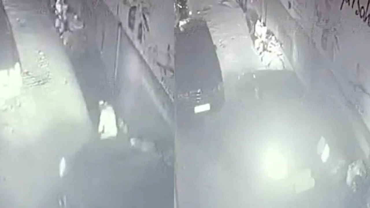 Kağıthane’de yolda yürürken düştü, üzerinden otomobil geçti