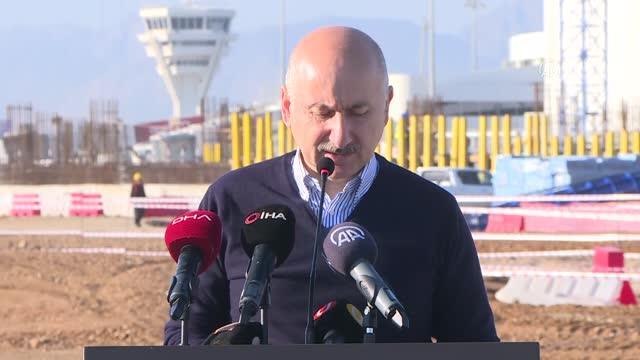 Karaismailoğlu: Bugüne kadar ulaştırma altyapı sektöründe tam 183 milyar dolarlık yatırım yaptık