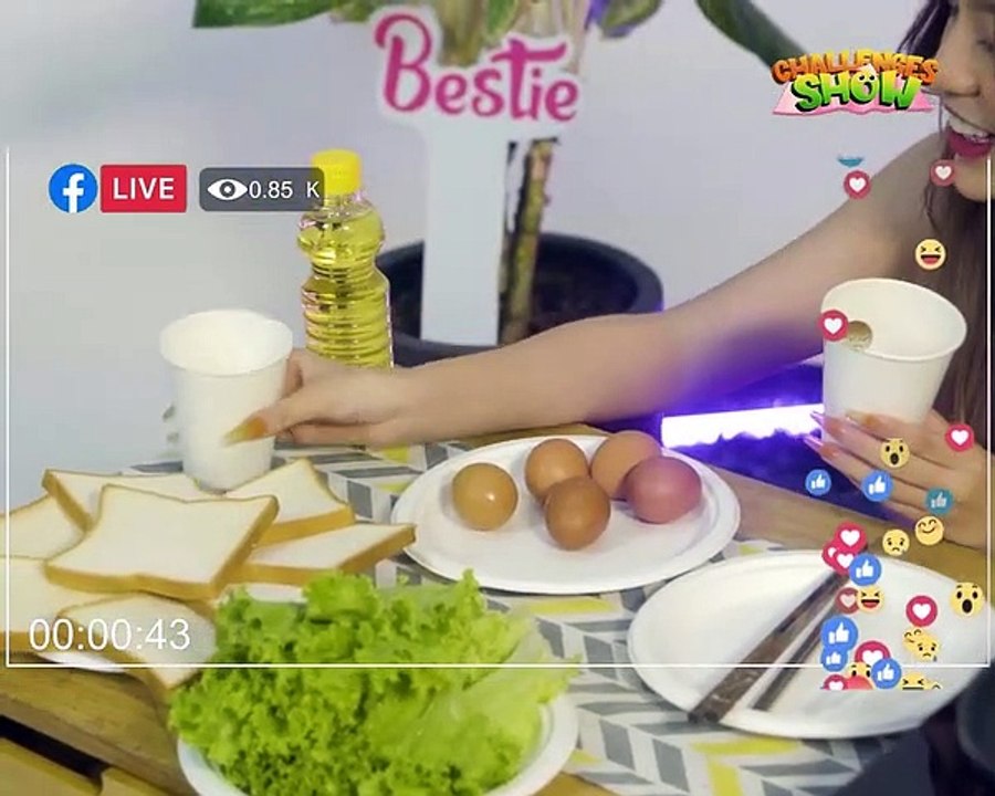 Á hậu 6 Trần Thanh Tâm tập tành nấu ăn, gọi điện Lê Bống báo tin vui: Cũng đảm đang phết