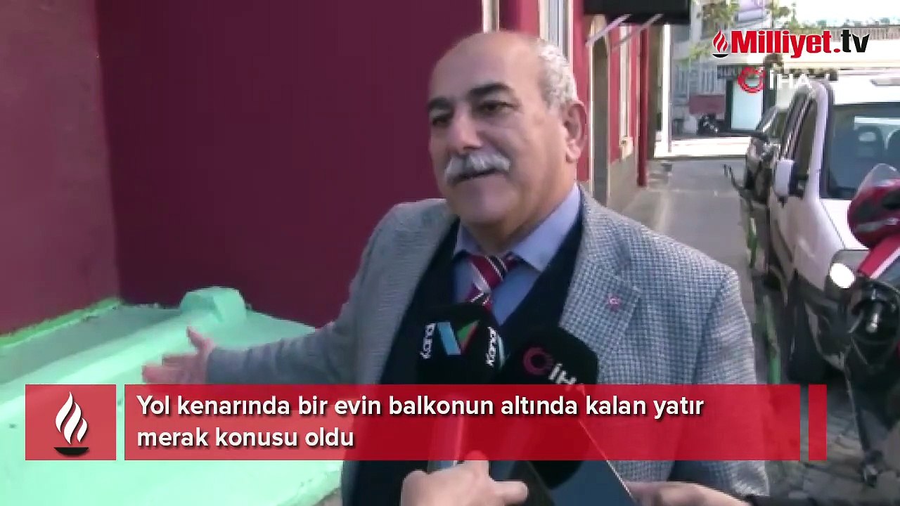 Şehrin ortasında gizemli yatır: Kim olduğunu bilmeden dua ediyorlar