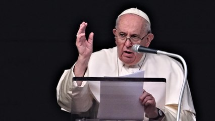 Le Pape François annonce que son prédécesseur Benoît XVI est gravement malade