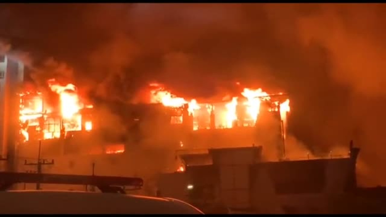 Al menos 30 muertos en el incendio de un casino en Camboya