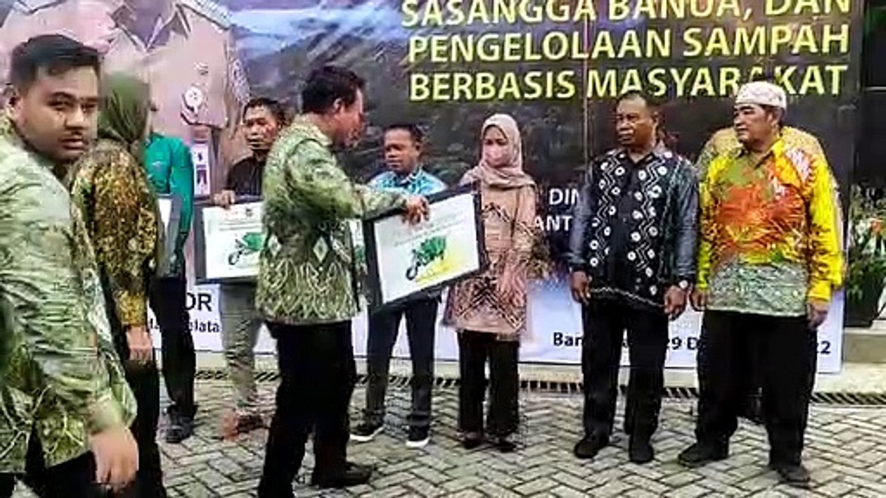 Meraih Tropi Utama Proklim, 7 Desa Proklim di Kalsel Terima Kendaraan Roda Tiga
