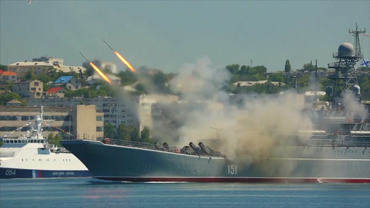 Russisches Militär protzt mit Raketenbeständen