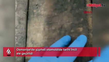 Şüpheli otomobilde tarihi İncil ele geçirildi