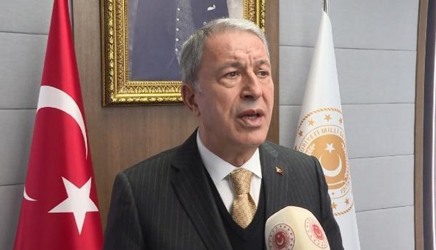 Bakan Akar: Bizim Türkiye'de ve Suriye'de yaşayan Suriyeli kardeşlerimizin aleyhine bir şey yapmamız hiçbir şekilde söz konusu değildir