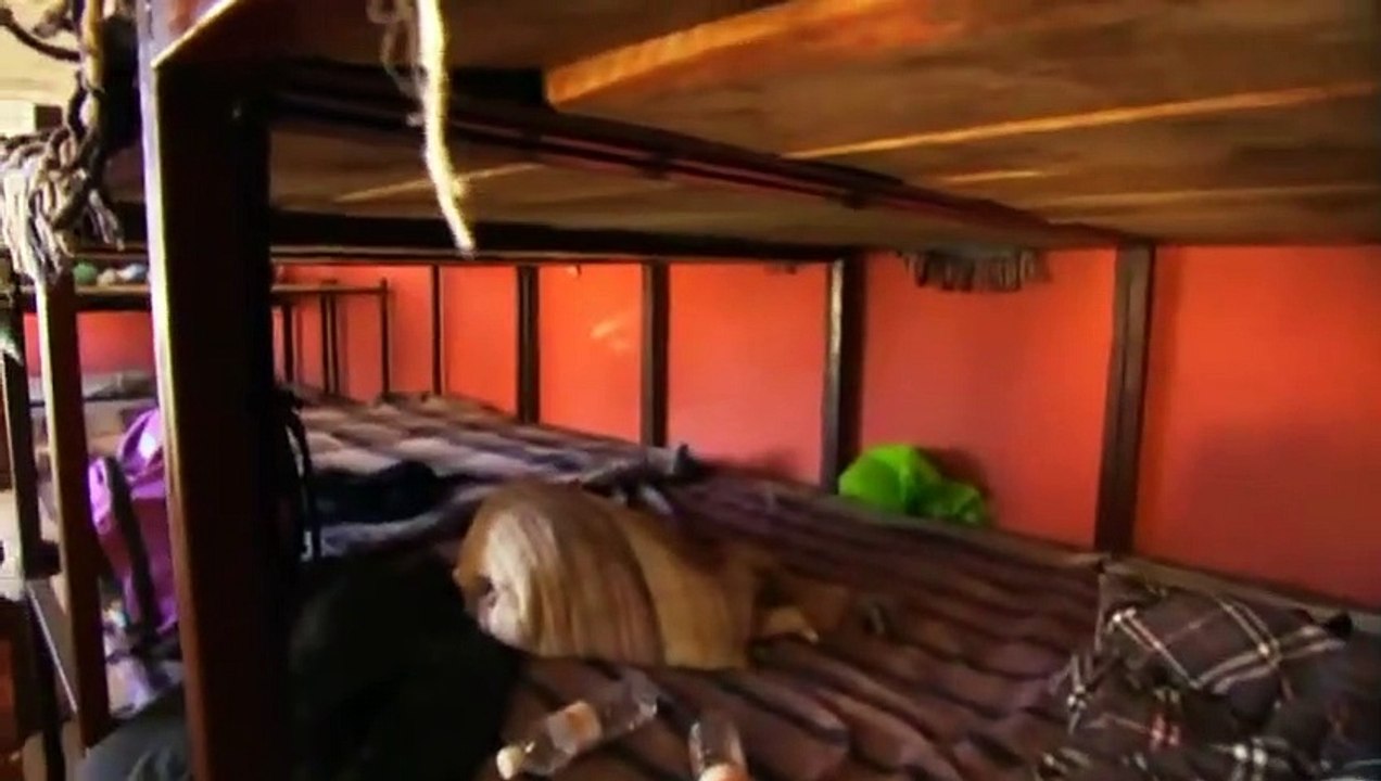 Border Wars - Se1 - Ep01 HD Watch