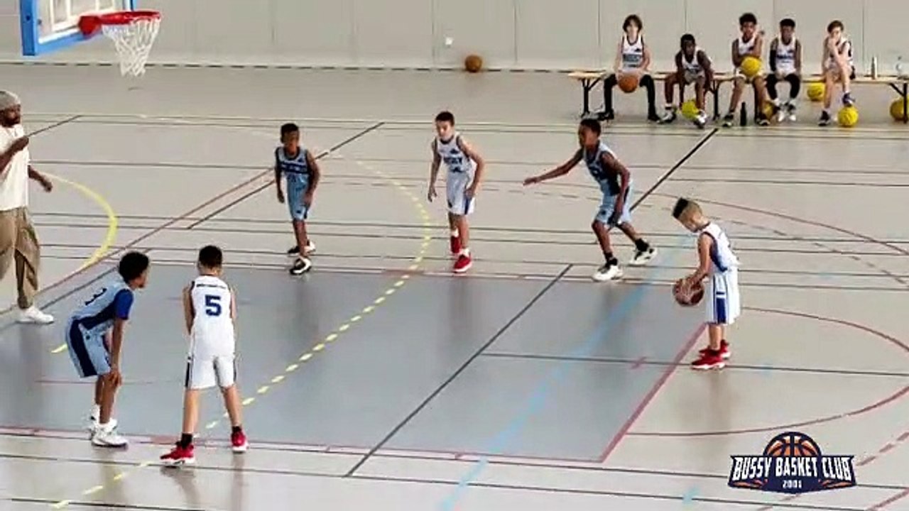 SAISON 22/23 - BRASSAGE DÉPARTEMENTAL U11GARS  :  BUSSY2  VS MLV1