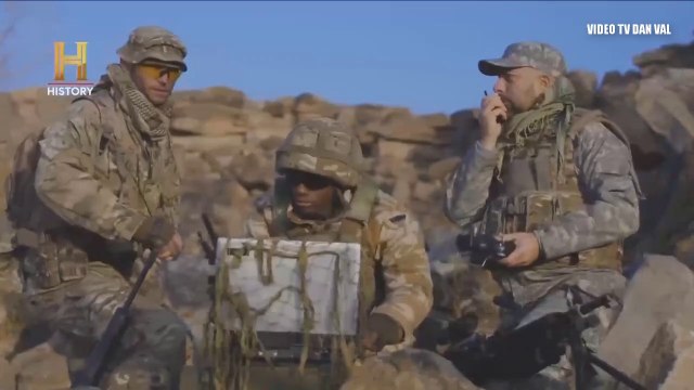 EXTRATERRESTRES : ELES ESTÃO ENTRE NÓS - ÓVNIS E OS MILITARES