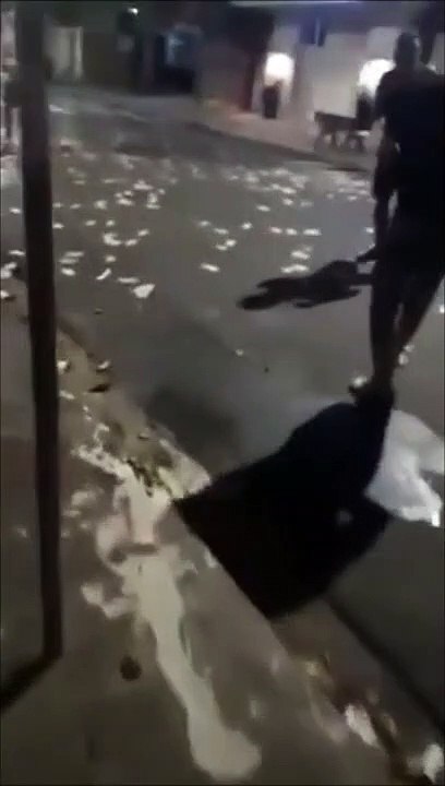 Quand des braqueurs brésiliens laissent des billets sur leur passage