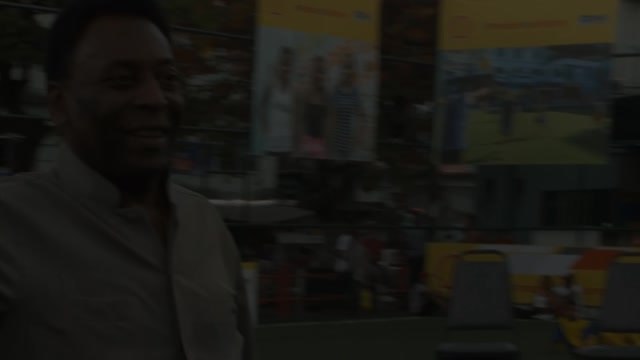 Brazil legend Pele dies aged 82