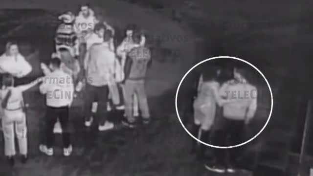 Las cámaras de seguridad grabaron el apuñalamiento del joven fallecido en San Sebastián