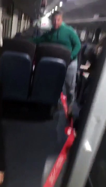 Treno fermo sui binari ad Acquappesa, carrozze al buio e panico tra i passeggeri