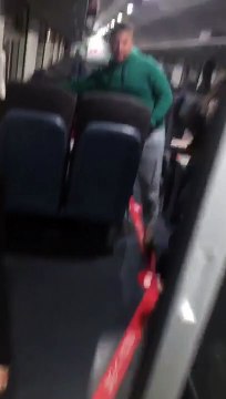 Treno fermo sui binari ad Acquappesa, carrozze al buio e panico tra i passeggeri