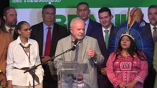 Lula completa gabinete com mulheres em ministérios chaves